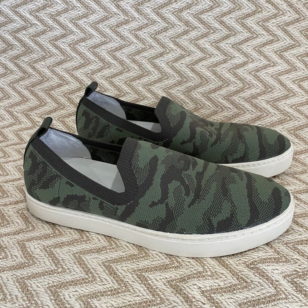 Banana Republic Women's Sustainable Flyknit Slip on Sneaker Olive Camo Size 8.5